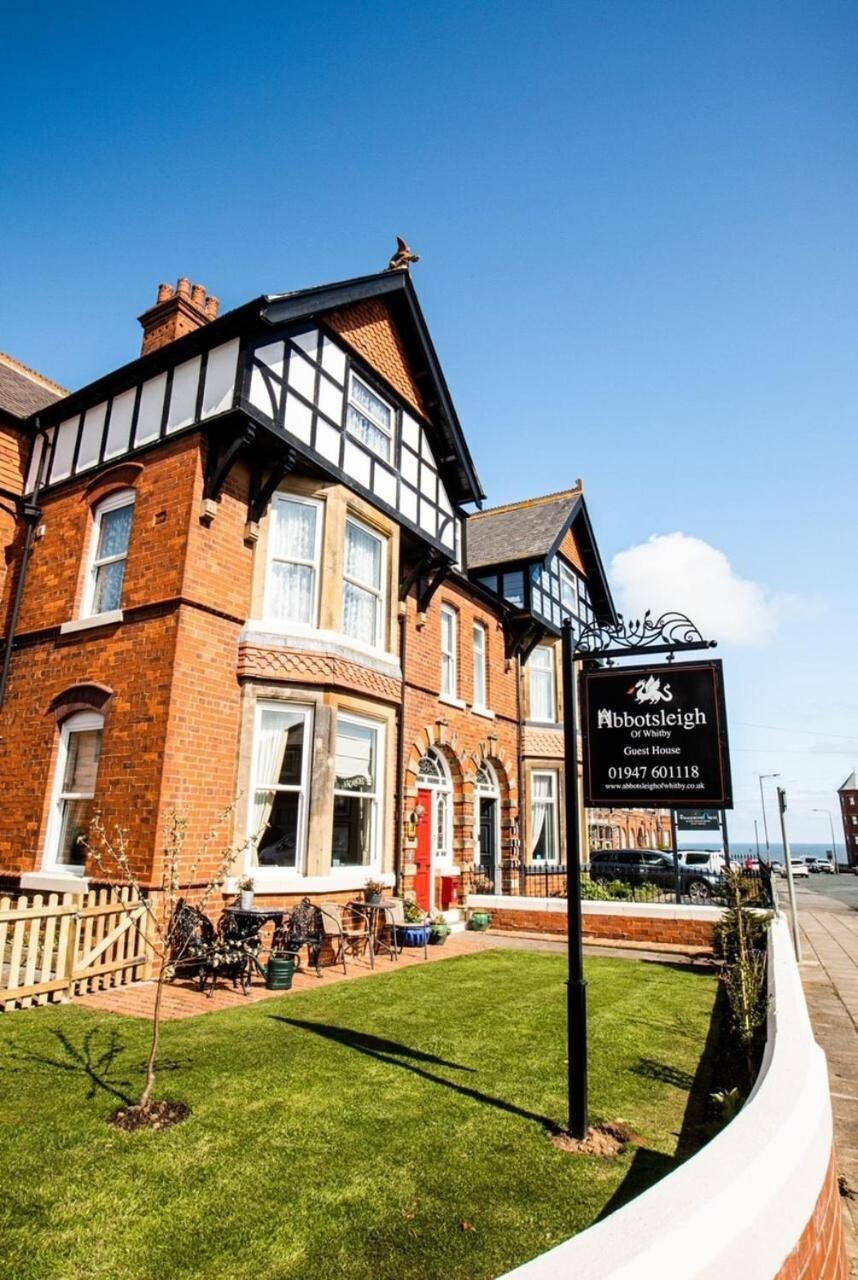 Abbotsleigh Of Whitby Bed and Breakfast Buitenkant foto